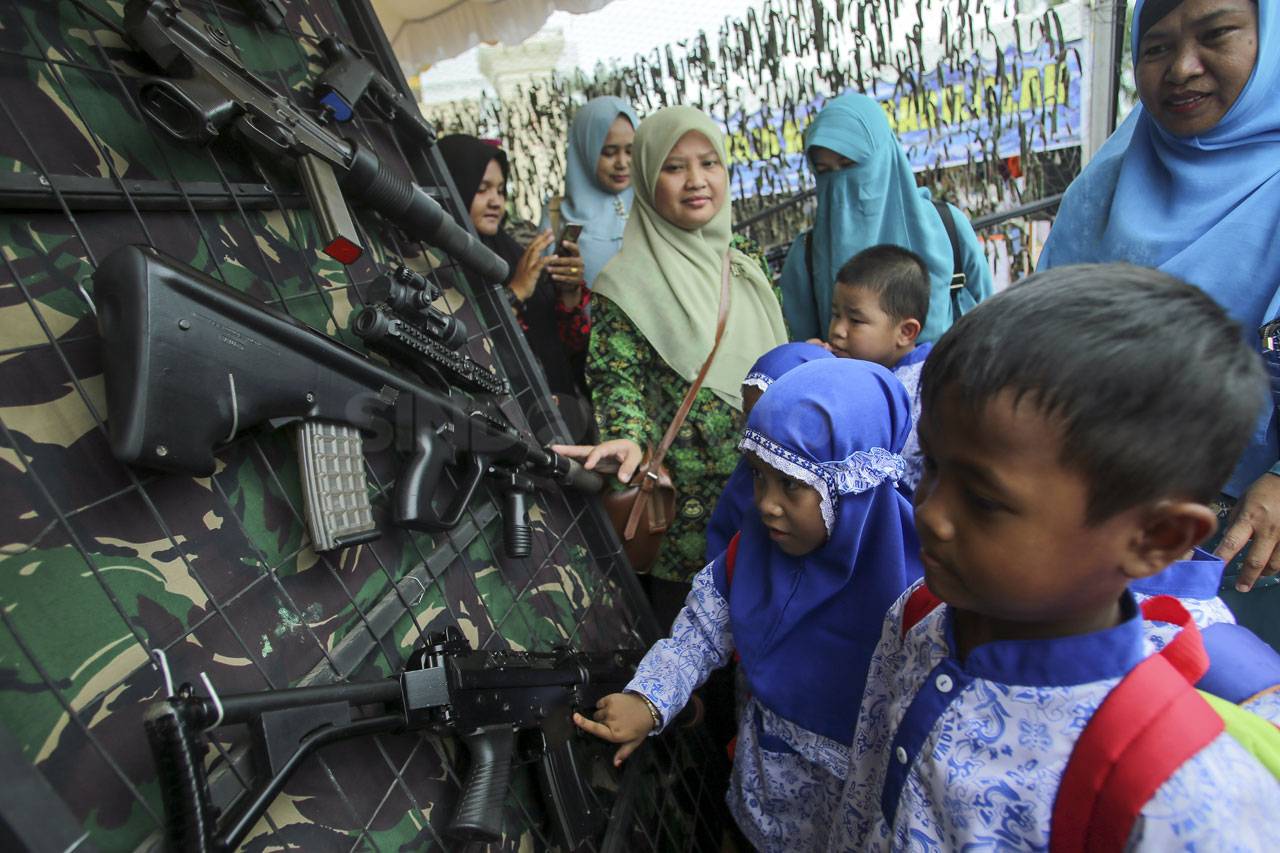 Sambut HUT Ke-72, TNI...