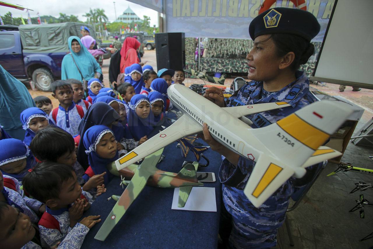 Sambut HUT Ke-72, TNI...