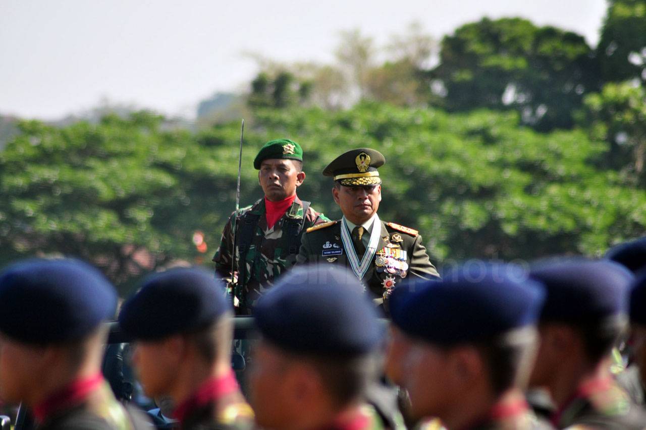 Semarak HUT TNI dan...