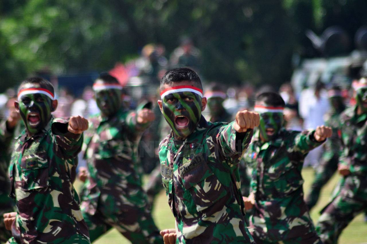 Semarak HUT TNI dan...