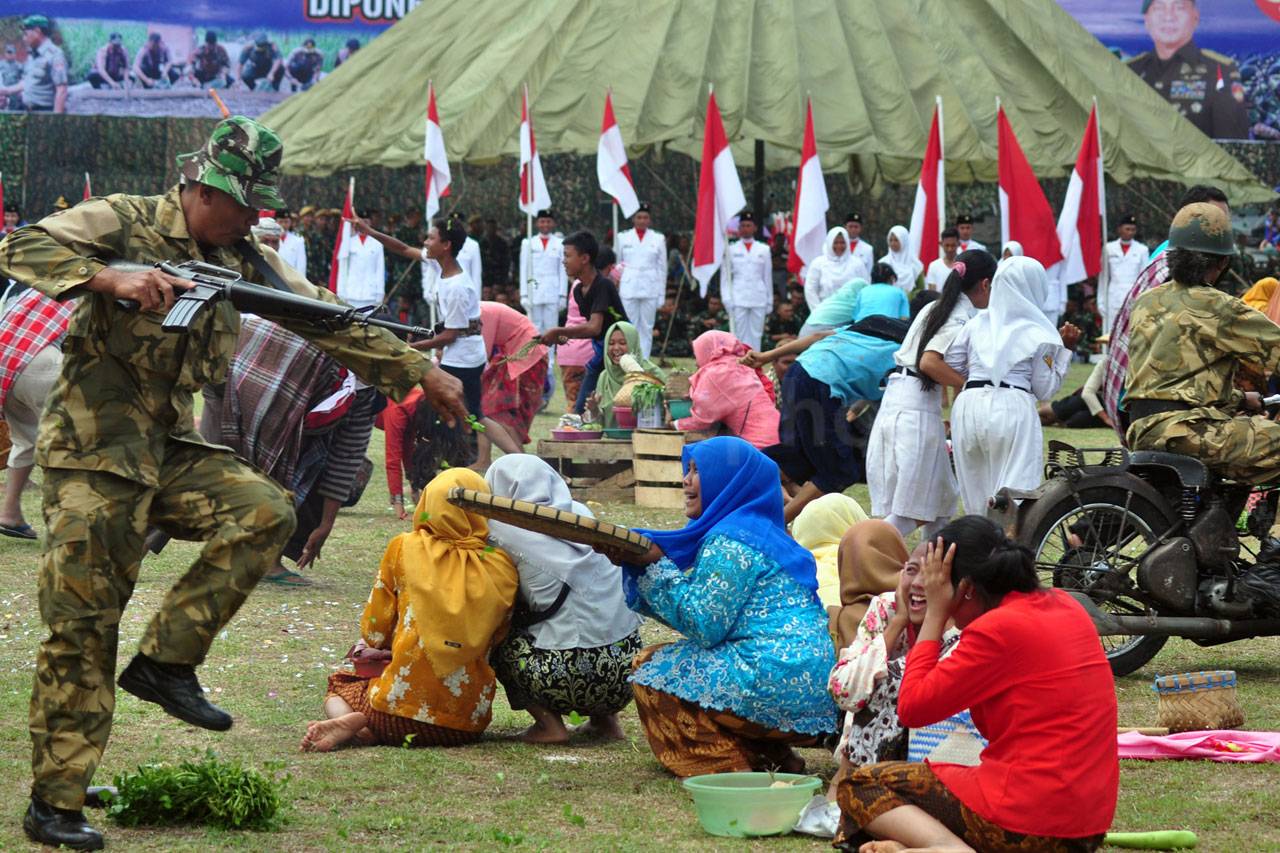 Semarak HUT TNI dan...