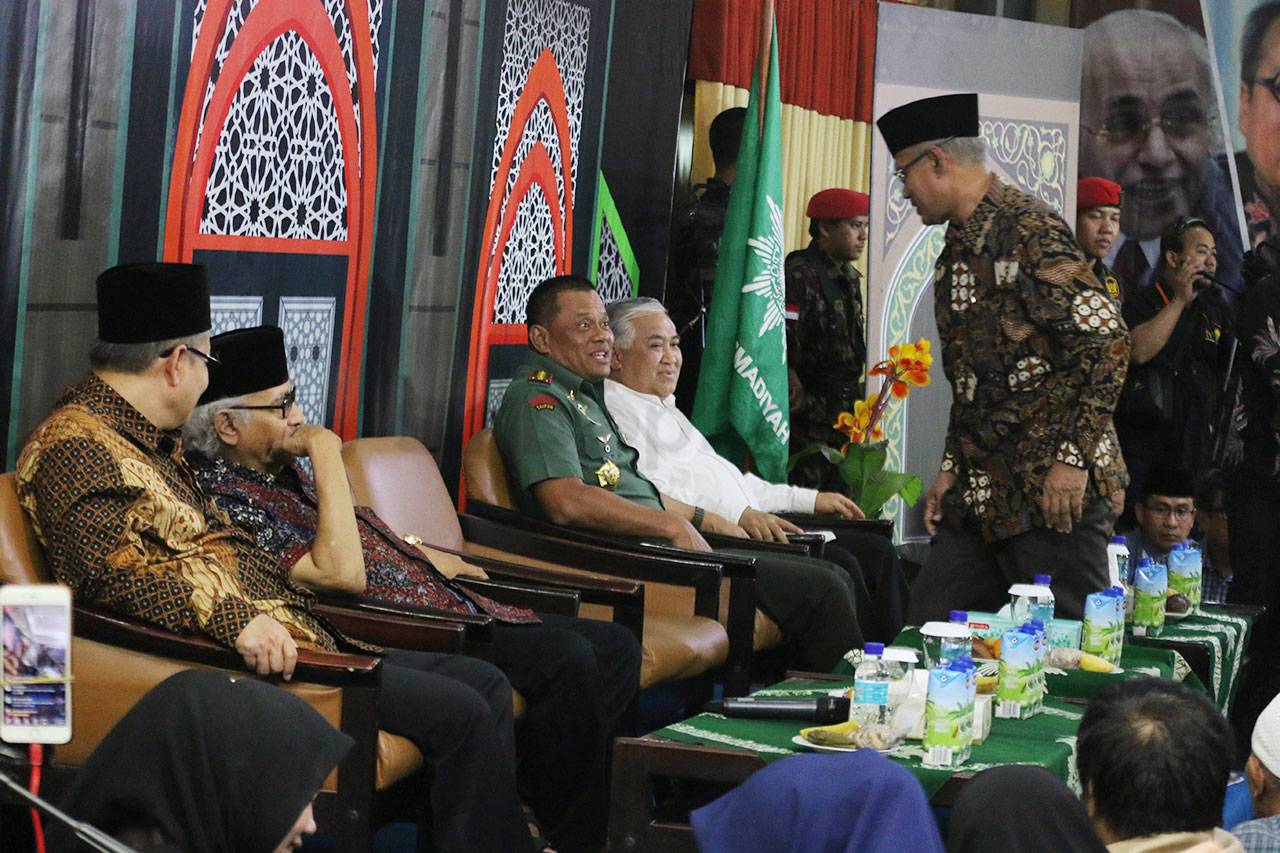 Panglima TNI Hadiri...