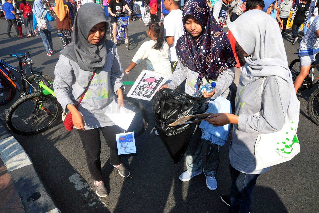 Indonesia Clean Up Day...
