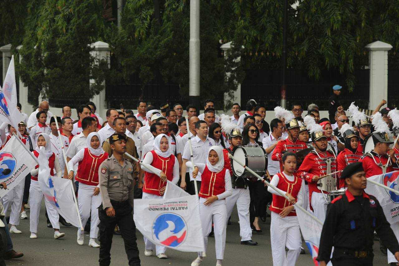 Pawai Partai Perindo...