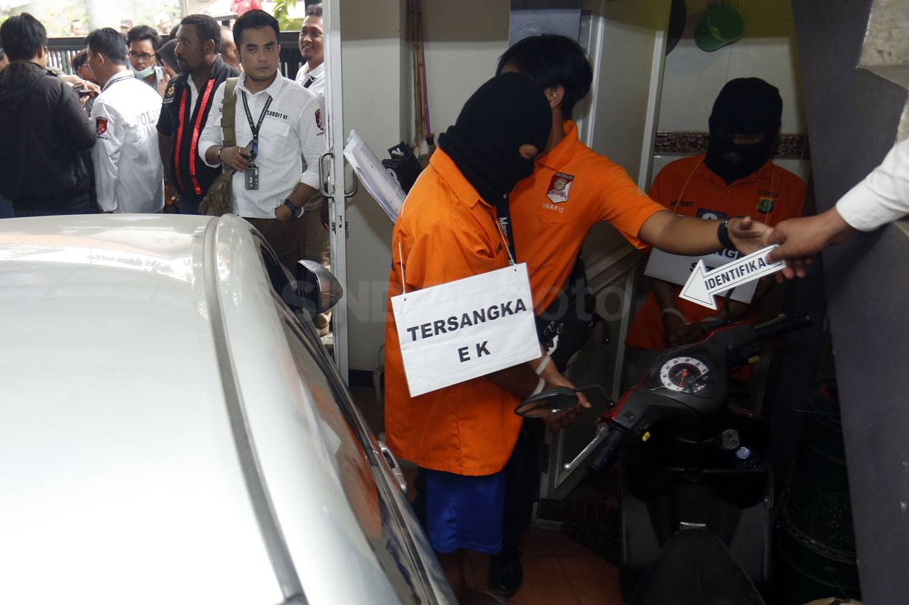 Tersangka Pembunuhan...