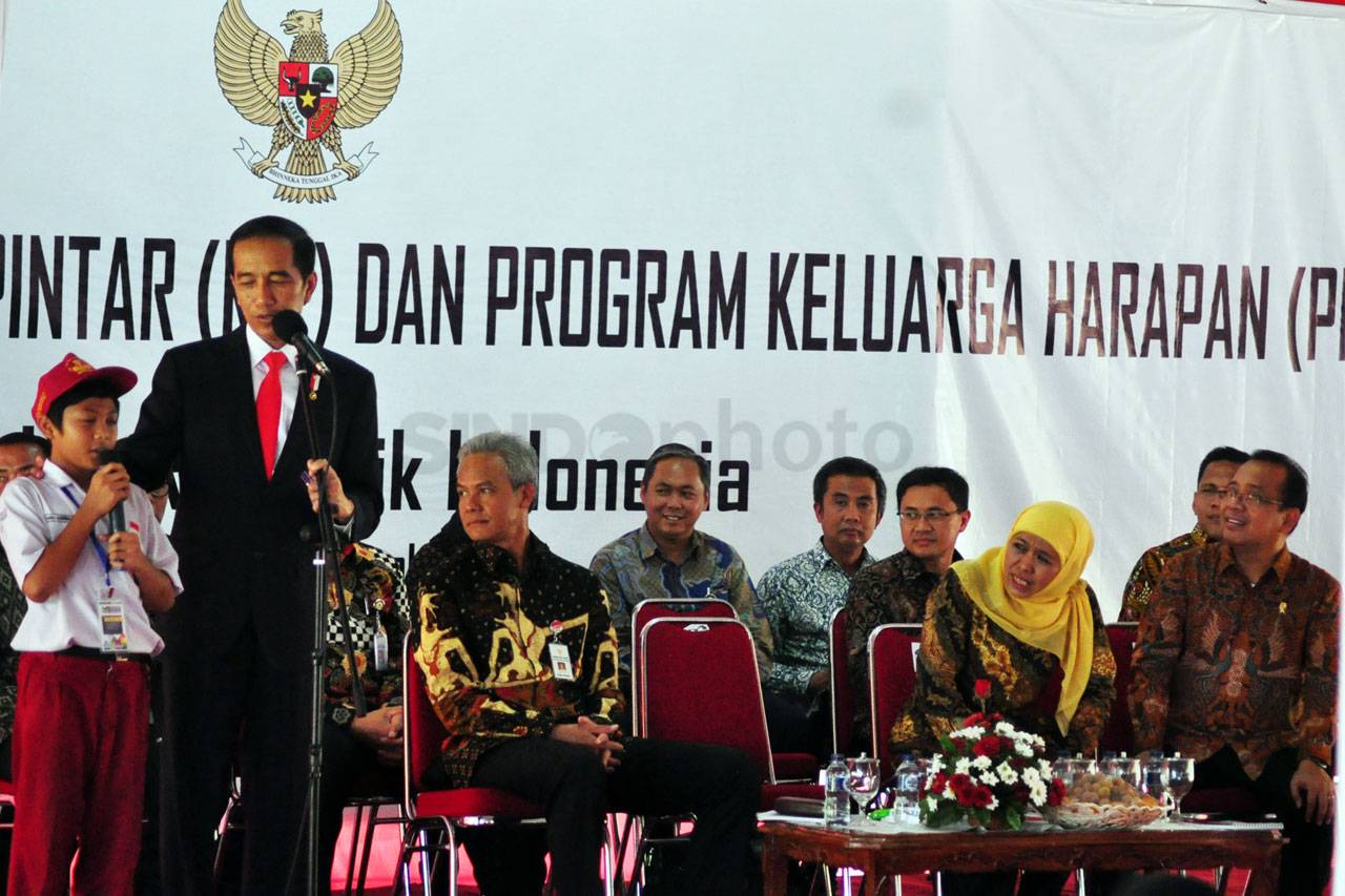 Presiden Jokowi Hadiri...
