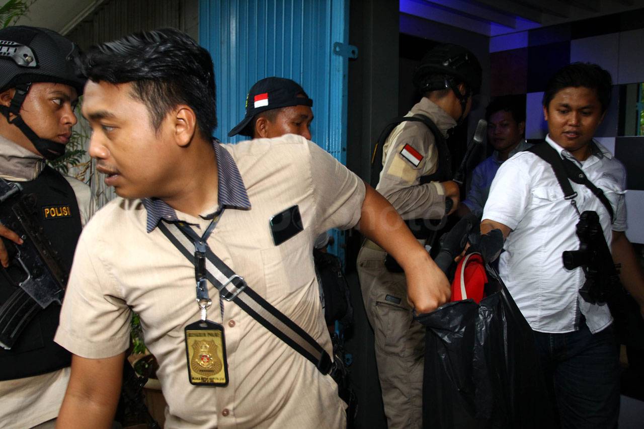 Polisi Lakukan Rekonstruksi...