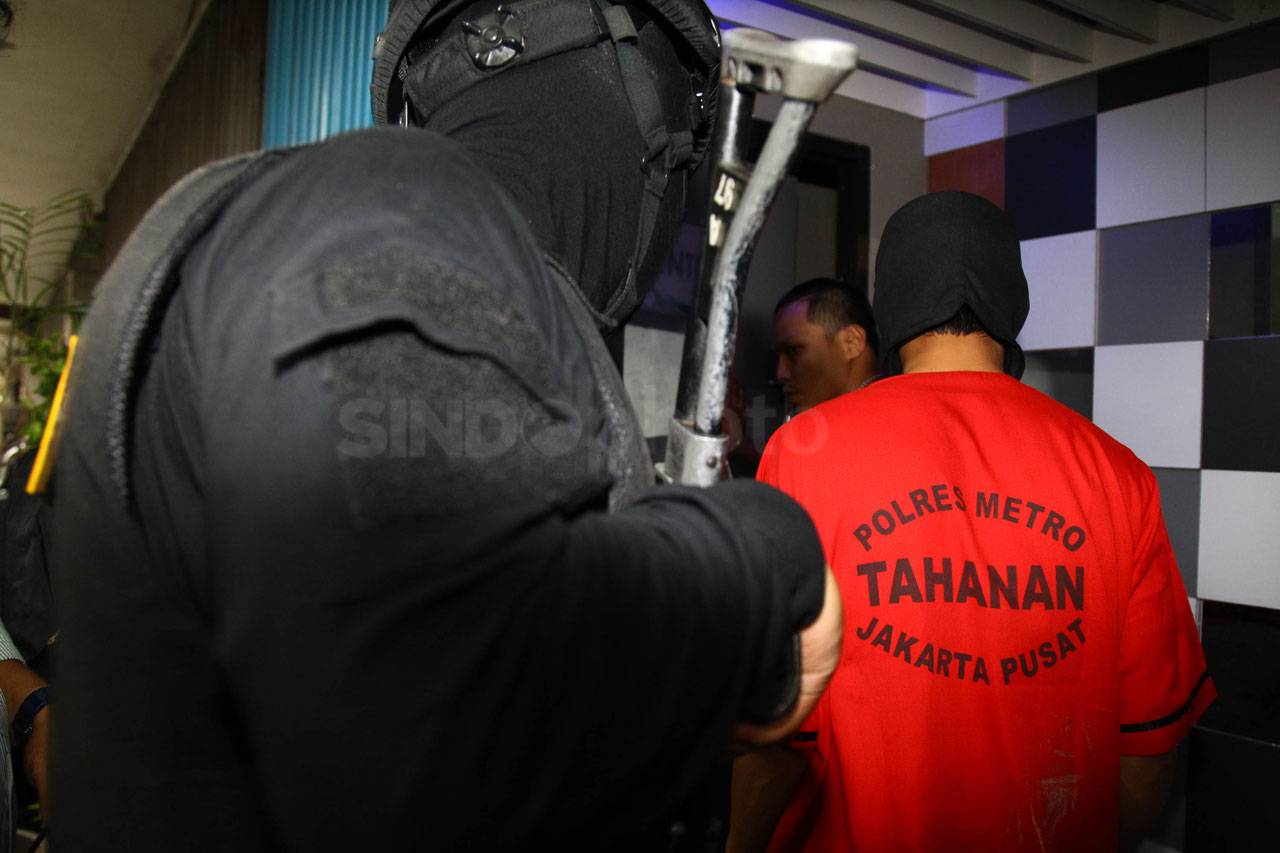 Polisi Lakukan Rekonstruksi...