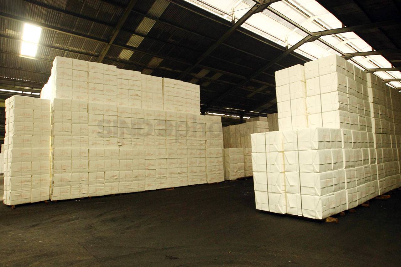 Pengemasan Produk Kertas...