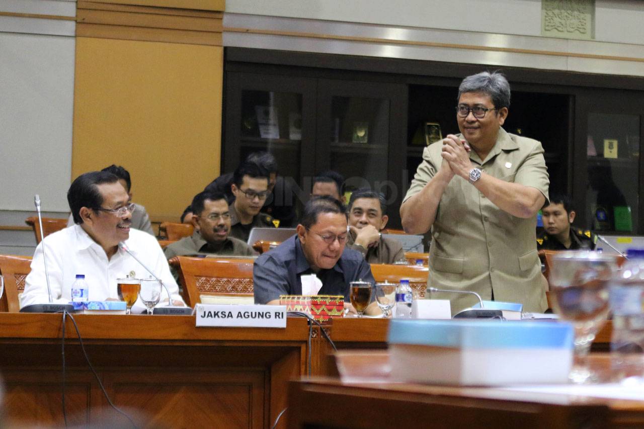 Komisi III DPR Raker...