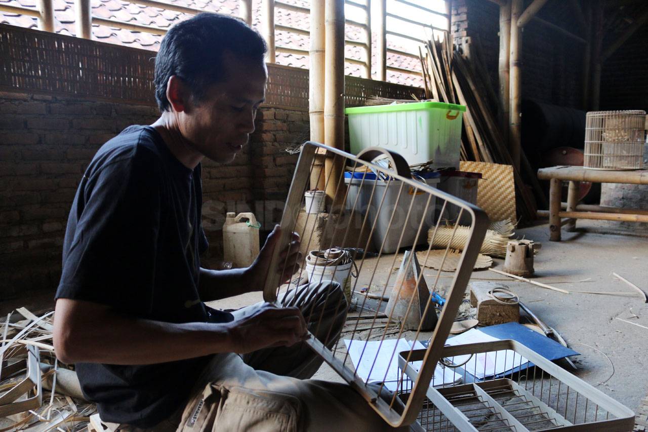 Kerajinan Bambu Amygdala...
