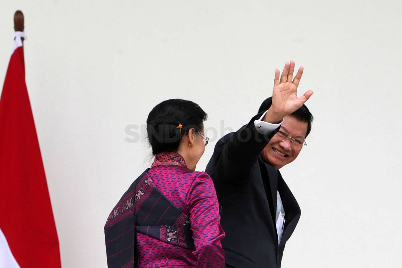 Presiden Jokowi Terima...