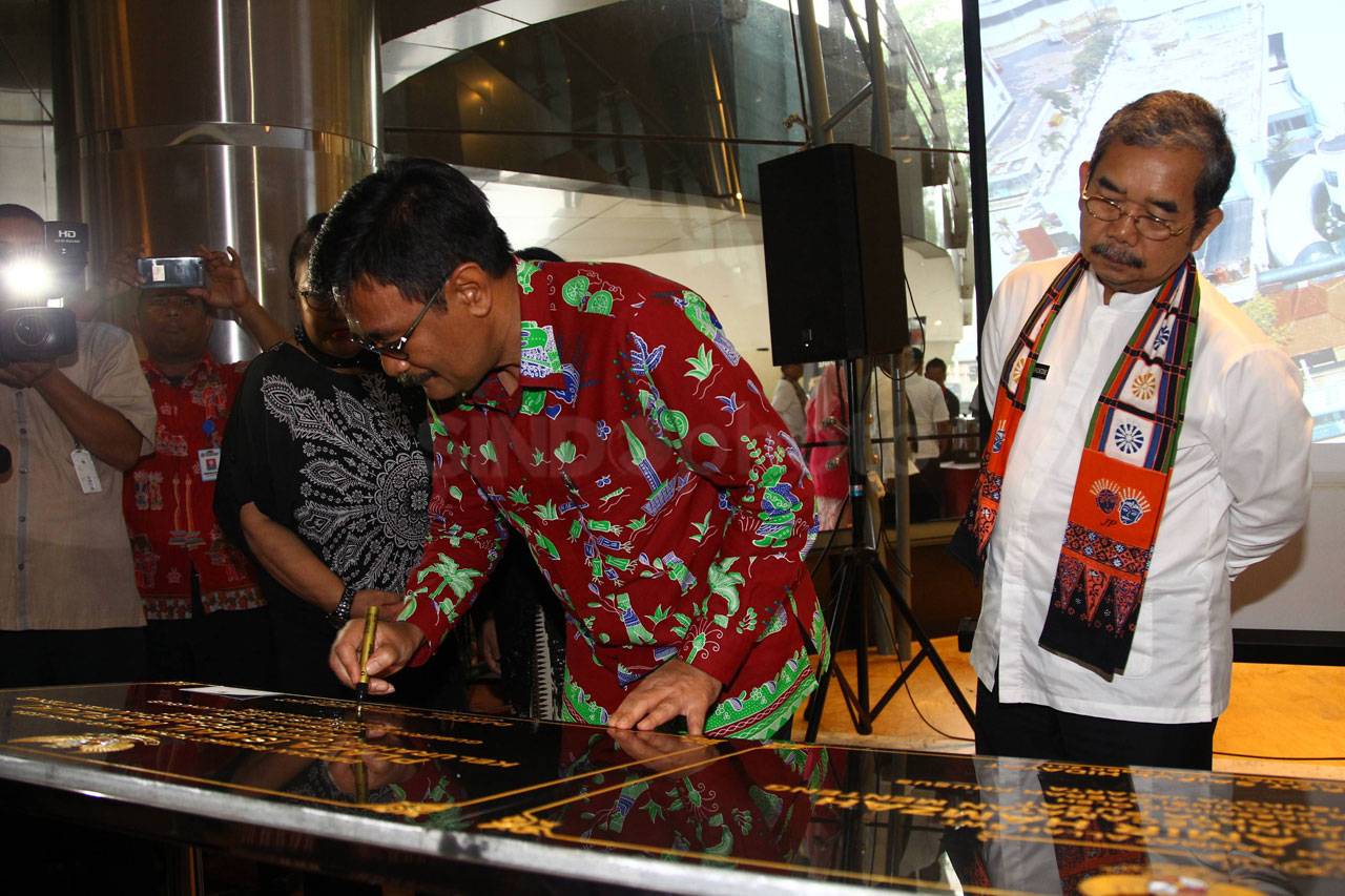 Gubernur Djarot Resmikan...