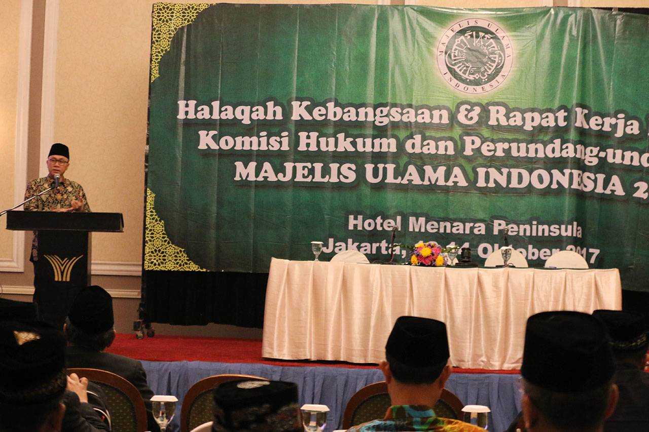 Ketua MPR Hadiri Halaqah...