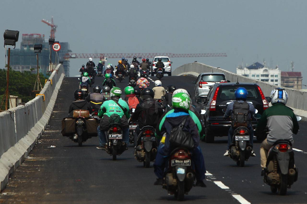 Flyover Lebak Bulus...