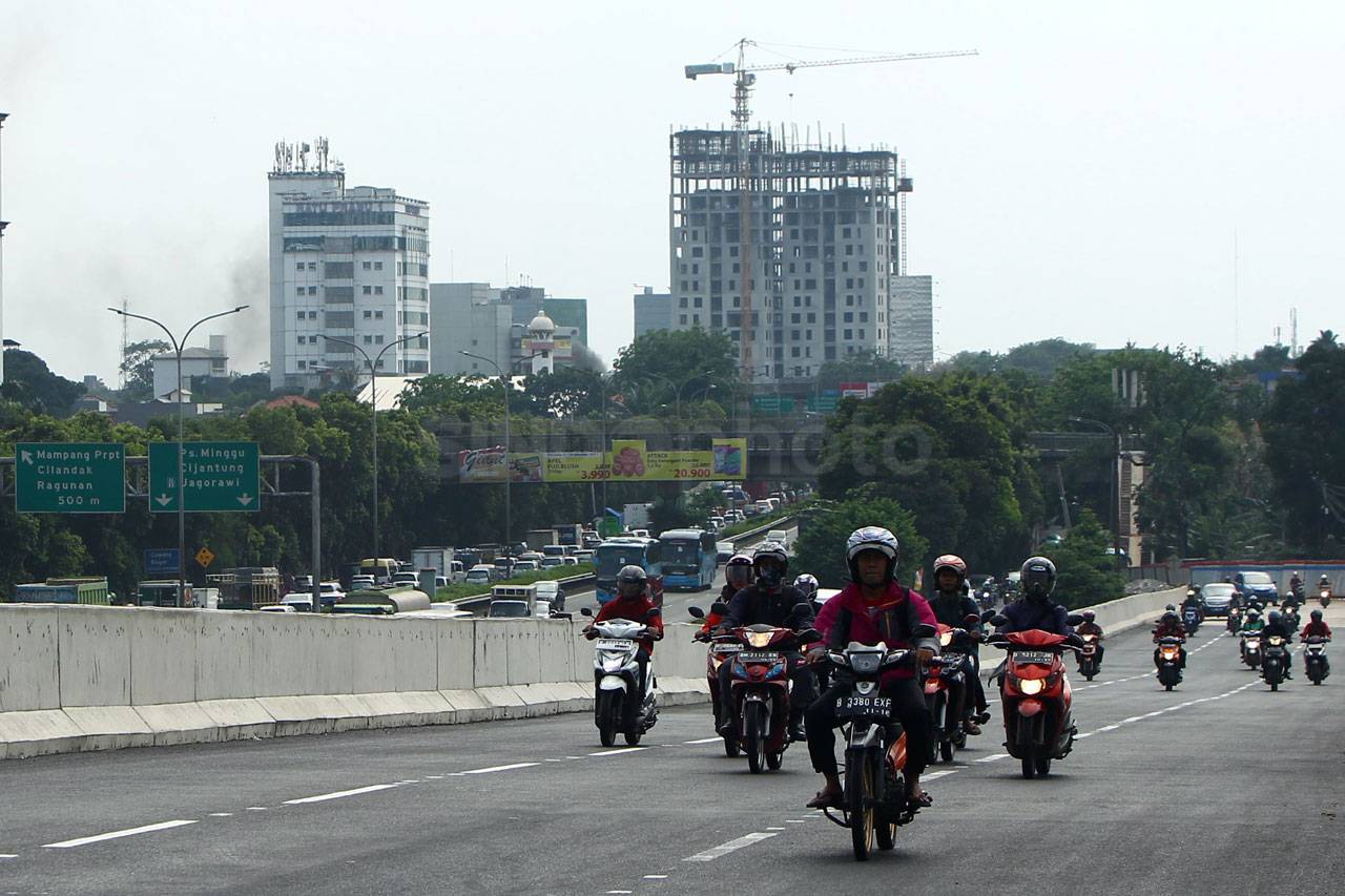 Flyover Lebak Bulus...