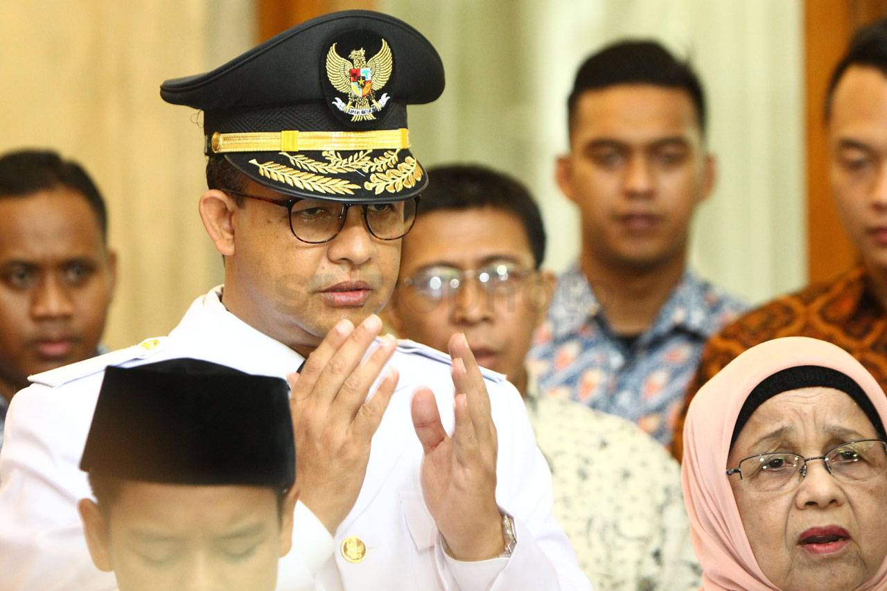 Anies Baswedan Tinggalkan...