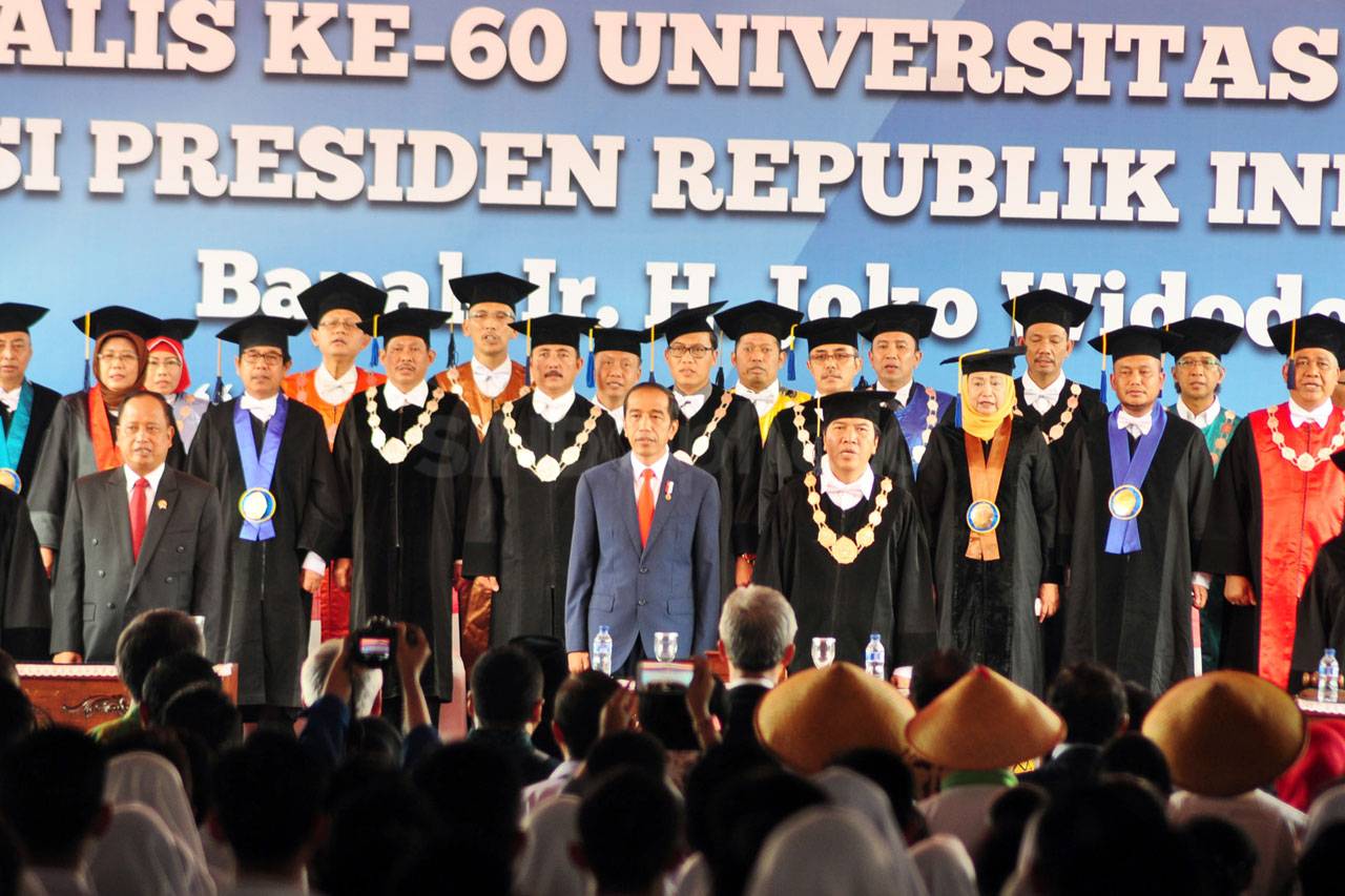 Presiden Jokowi Beri...