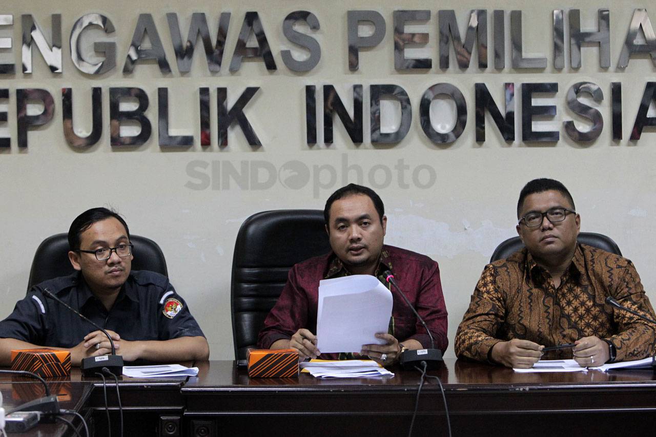 Bawaslu Sampaikan Hasil...