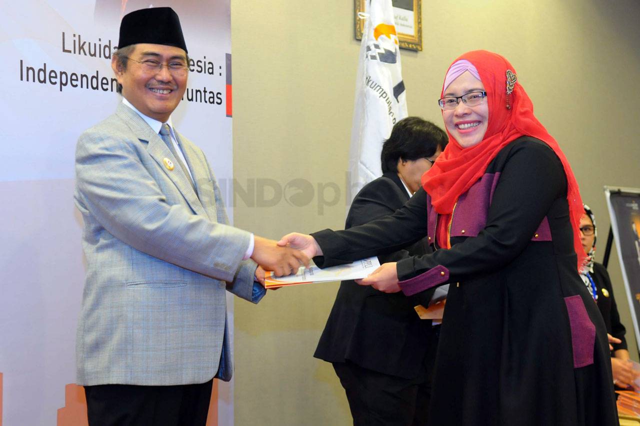 Jimly Asshiddiqie Kukuhkan...
