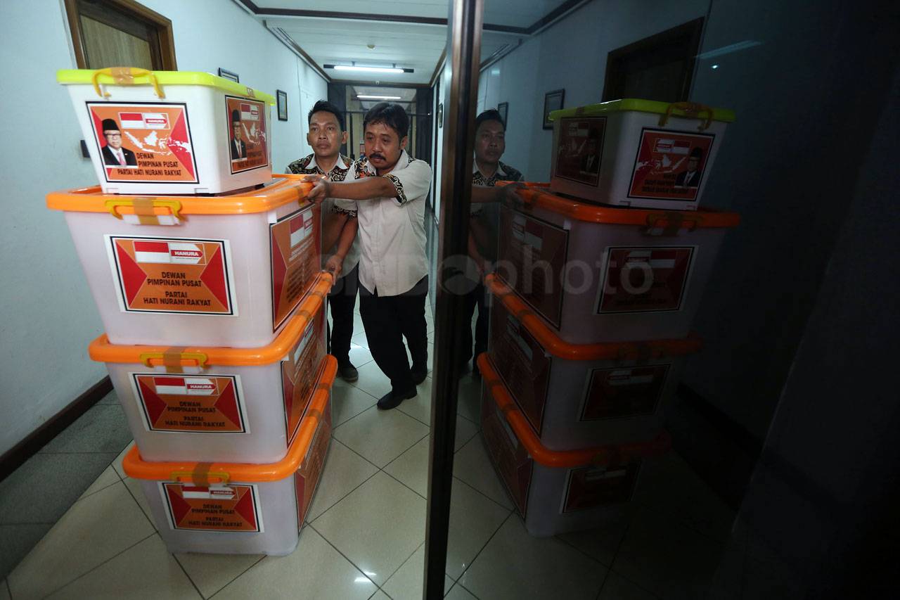 KPU Pindahkan Berkas...