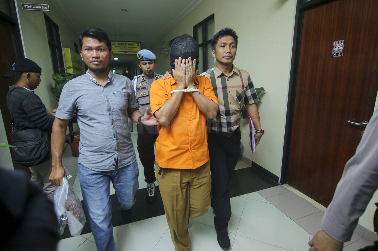 Polda Kepri Lakukan...