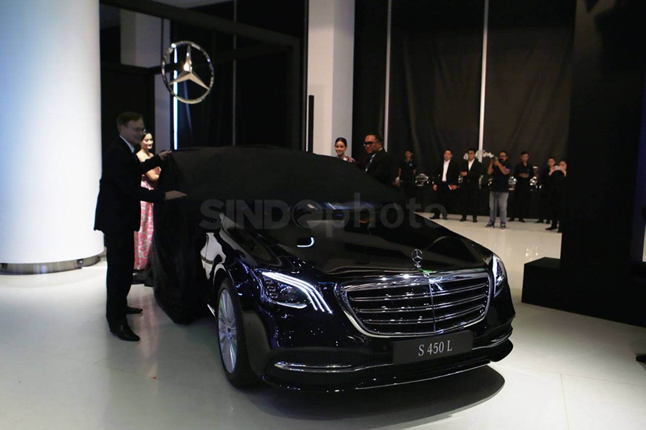 32 Mobil Tampil dalam...