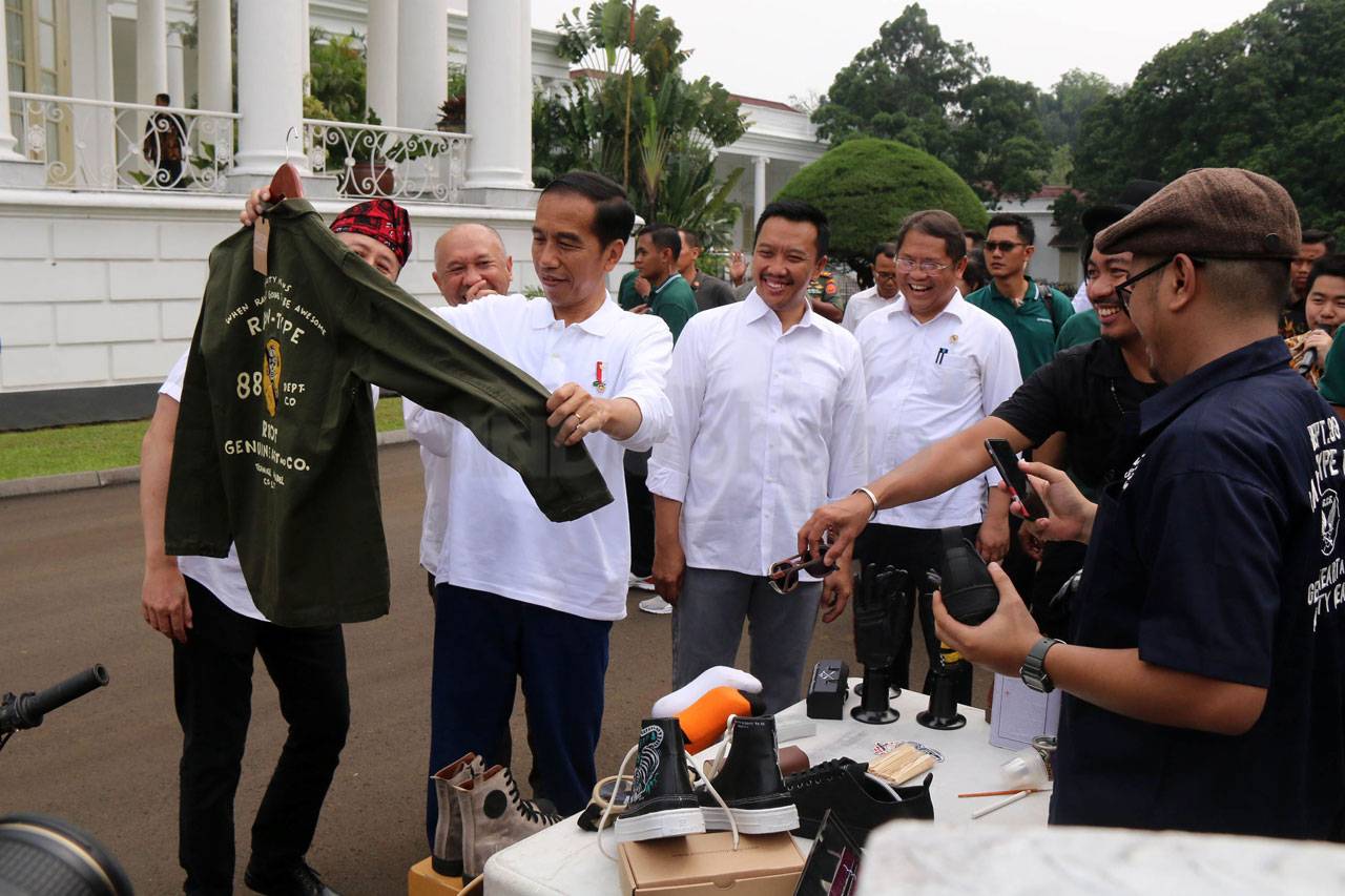 Presiden Jokowi Hadiri...