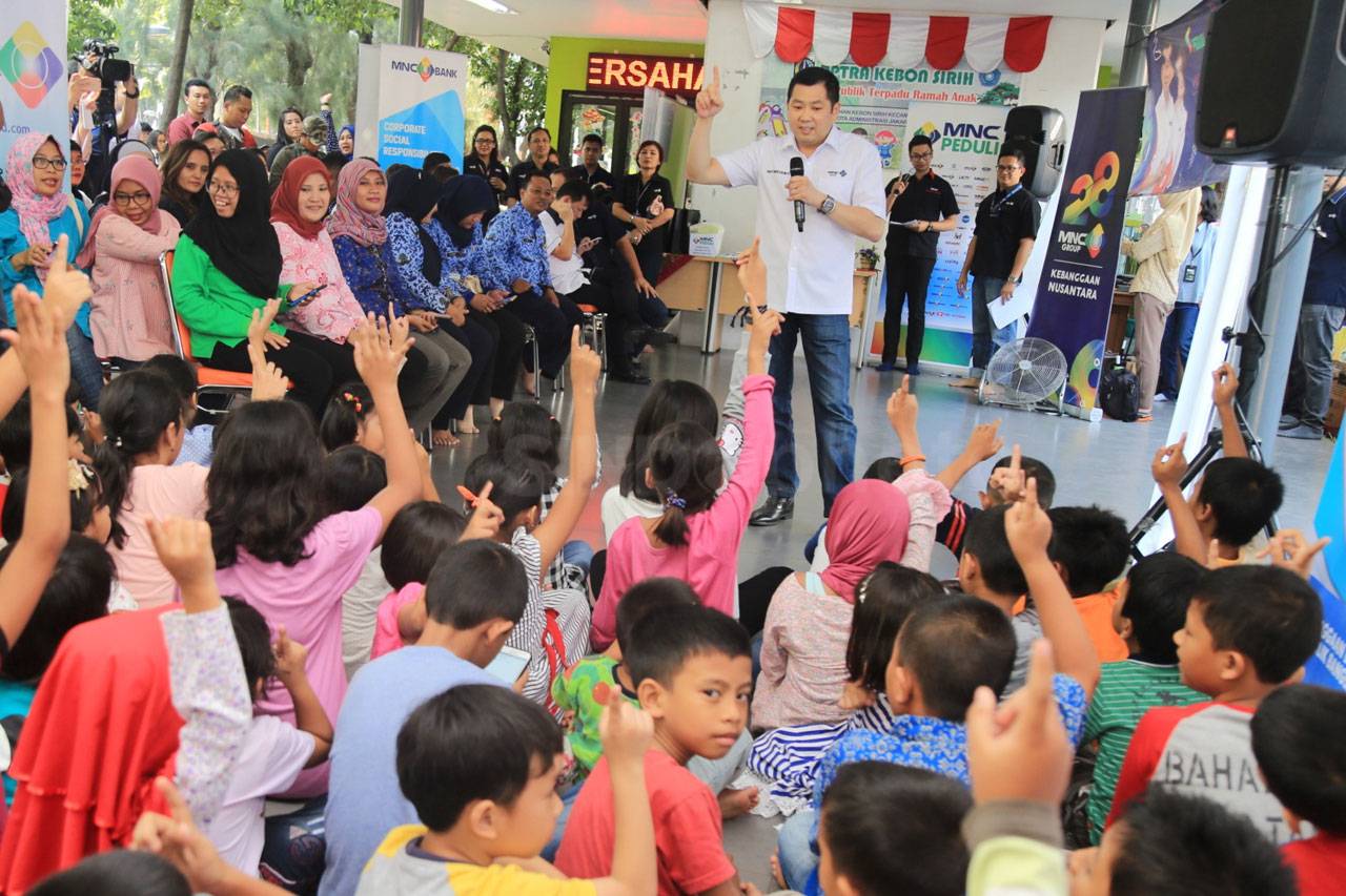 Rayakan HUT Ke-28, MNC...