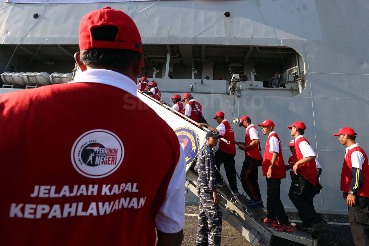 400 Pemuda dan Pelajar...