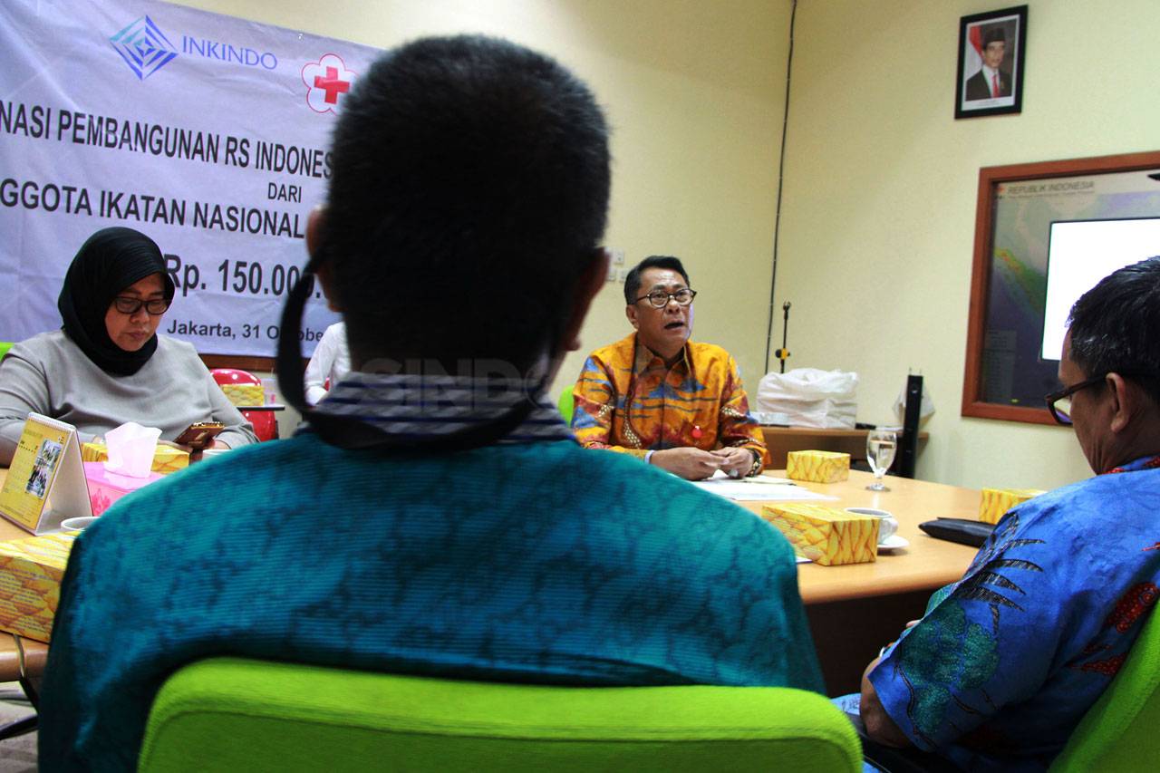 PMI dan Inkindo Salurkan...