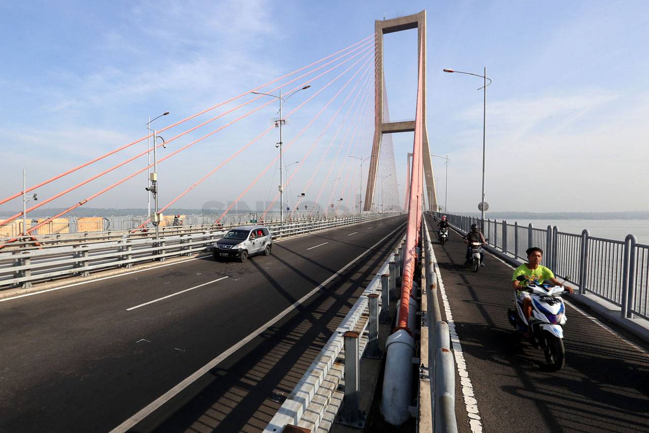 Tol Suramadu Terapkan...