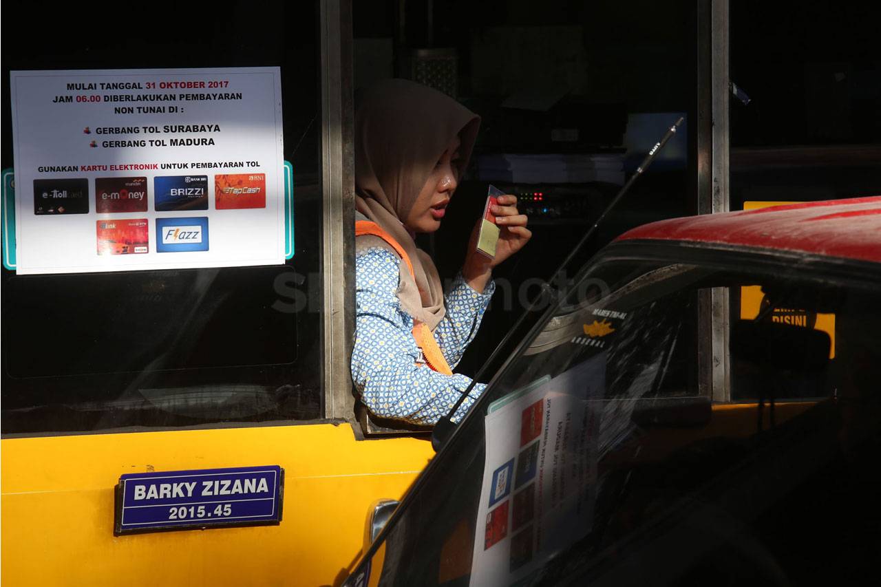 Tol Suramadu Terapkan...