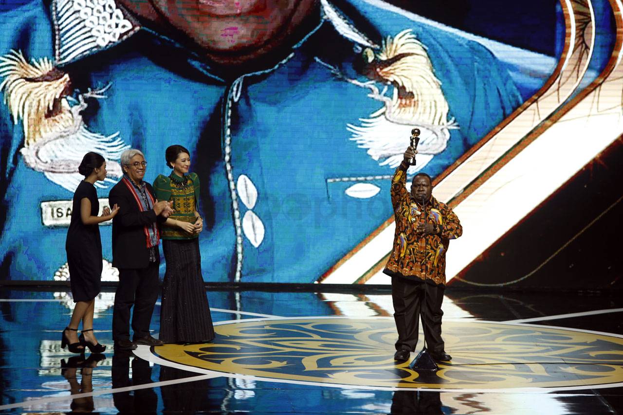 Sejumlah Kepala Daerah...