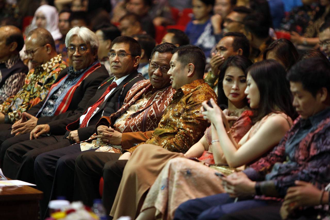 Sejumlah Kepala Daerah...