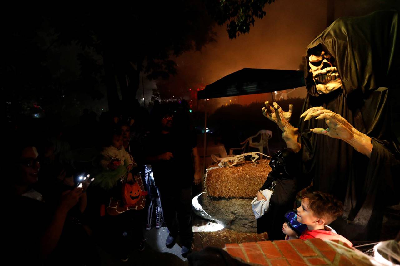 Perayaan Halloween di...