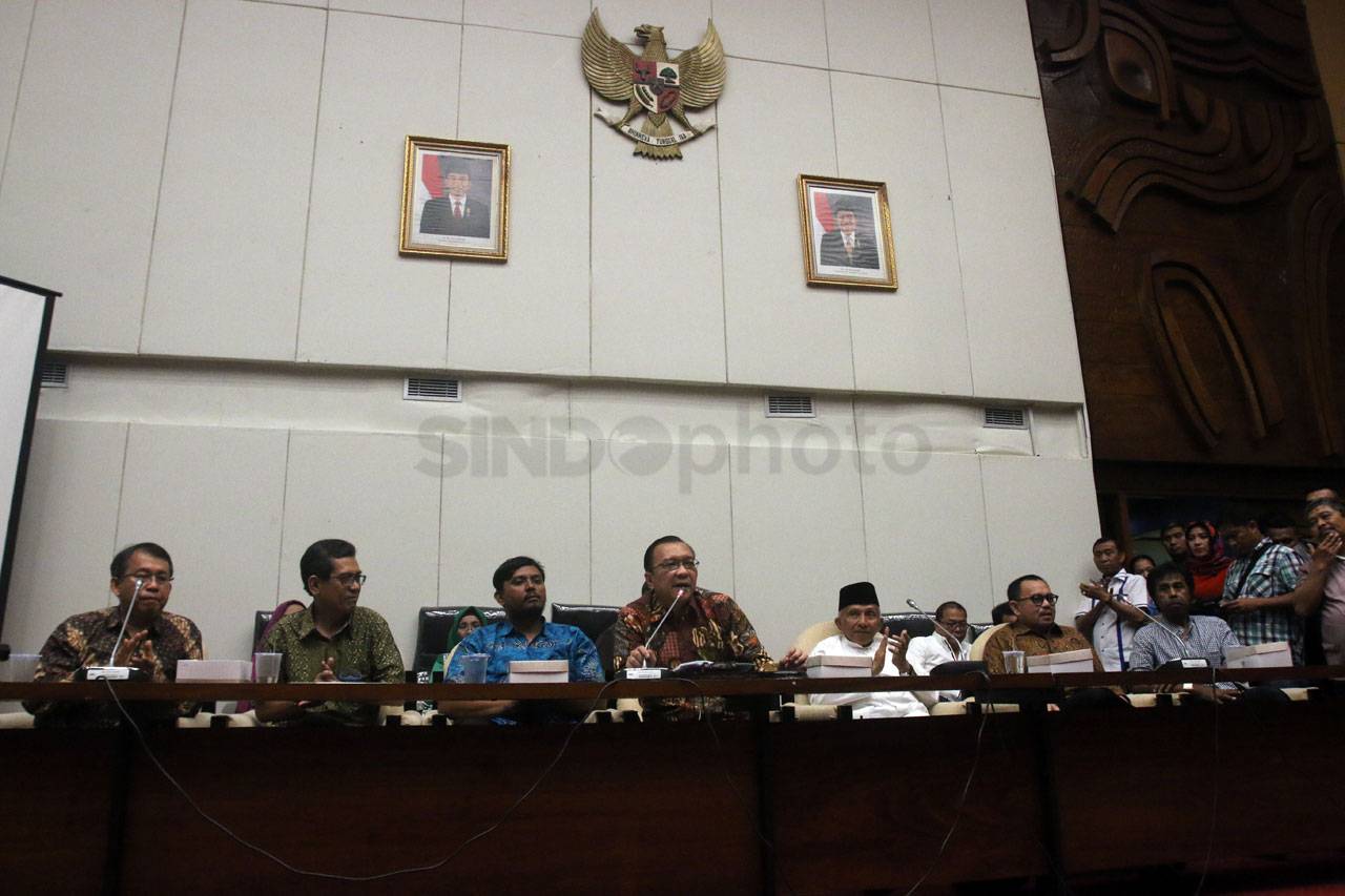 Stop Proyek Reklamasi...