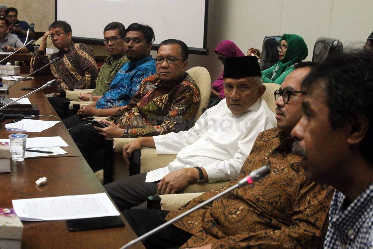 Stop Proyek Reklamasi...