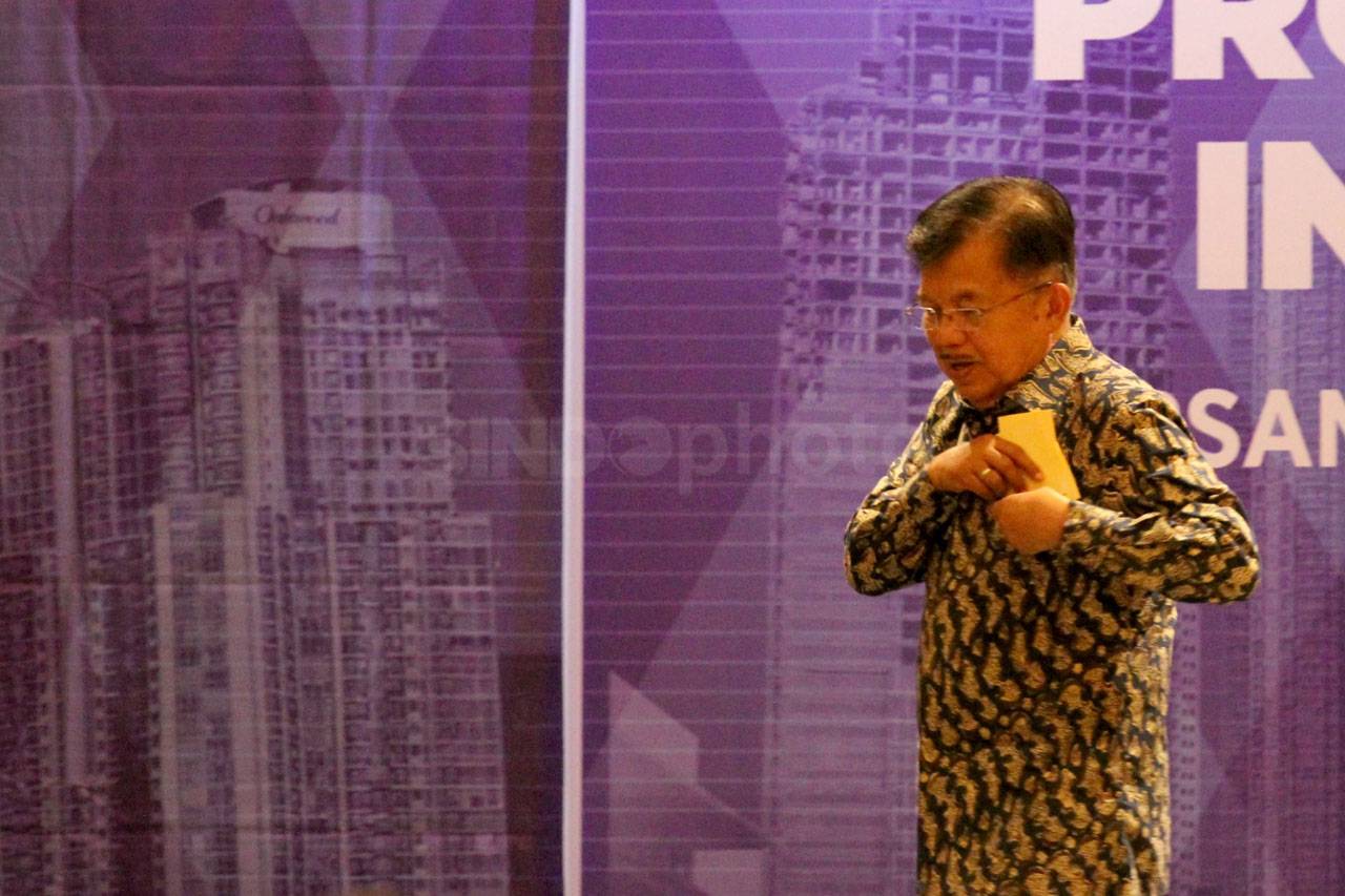Wapres Jusuf Kalla Hadiri...
