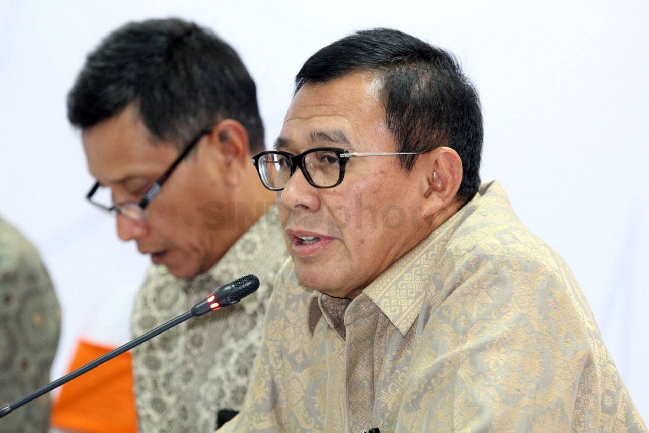 Ari Kuncoro Resmi Jadi...