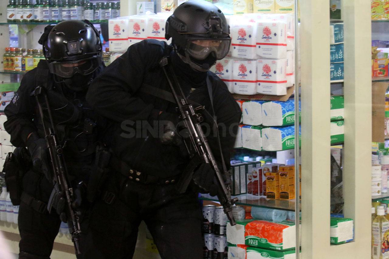 Raiders 500 Selamatkan...