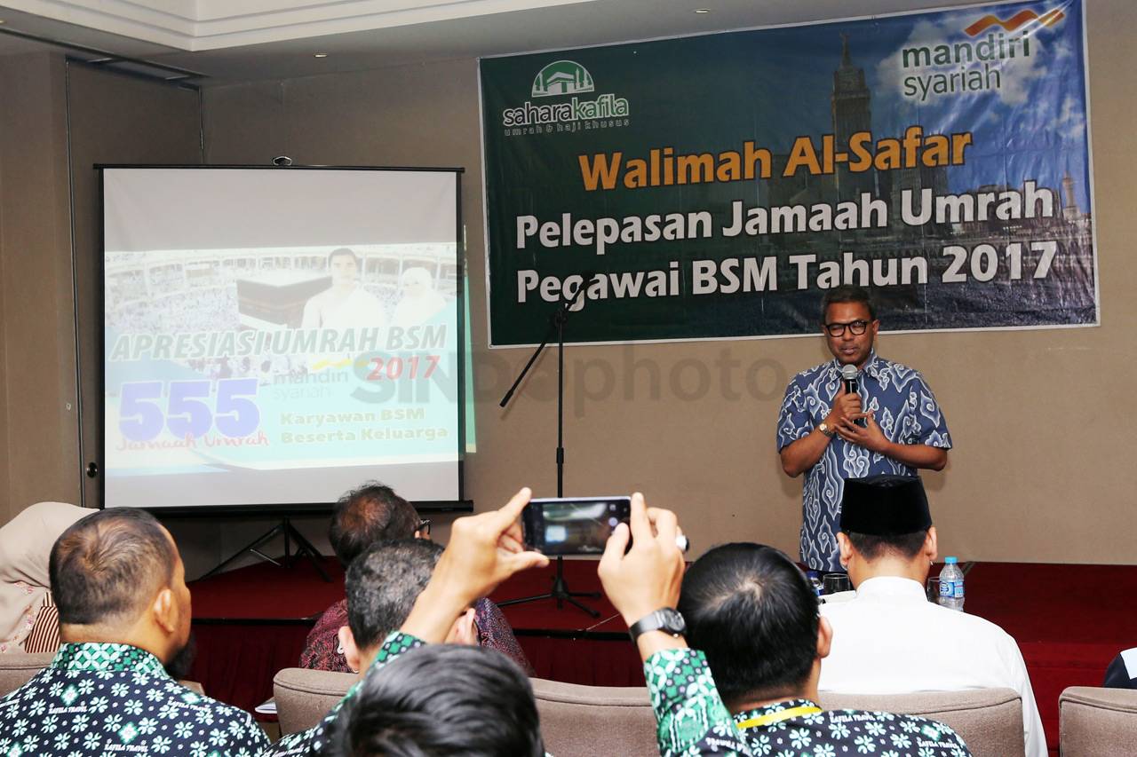 Umroh Gratis Pegawai...
