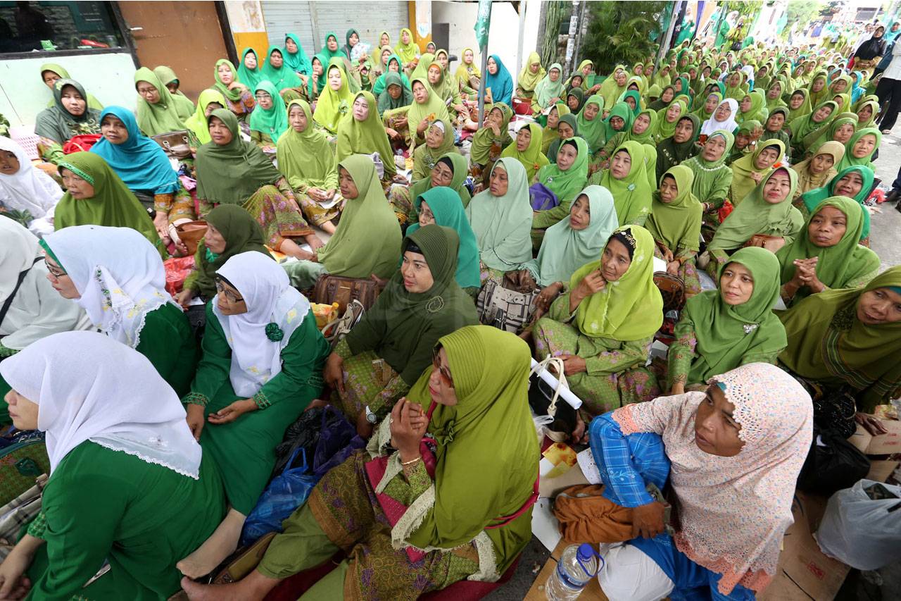 Maju di Pilkada Jatim,...