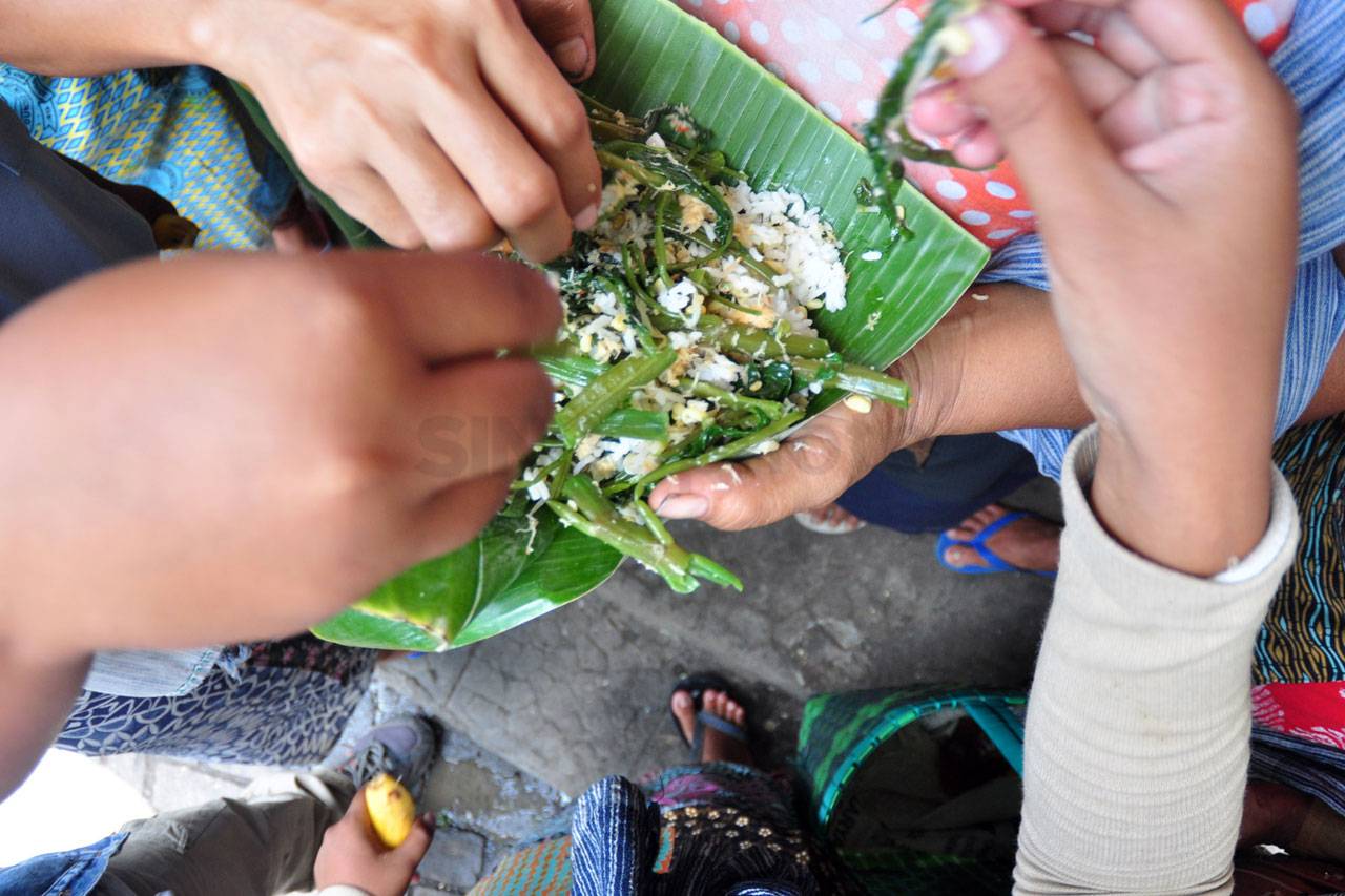 Pedagang Pasar Legi...