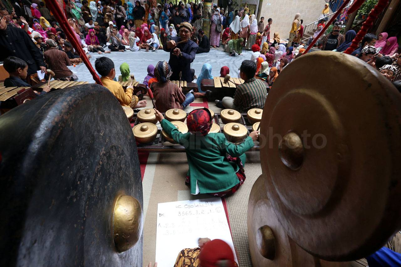 Hari Budaya Jawa di...
