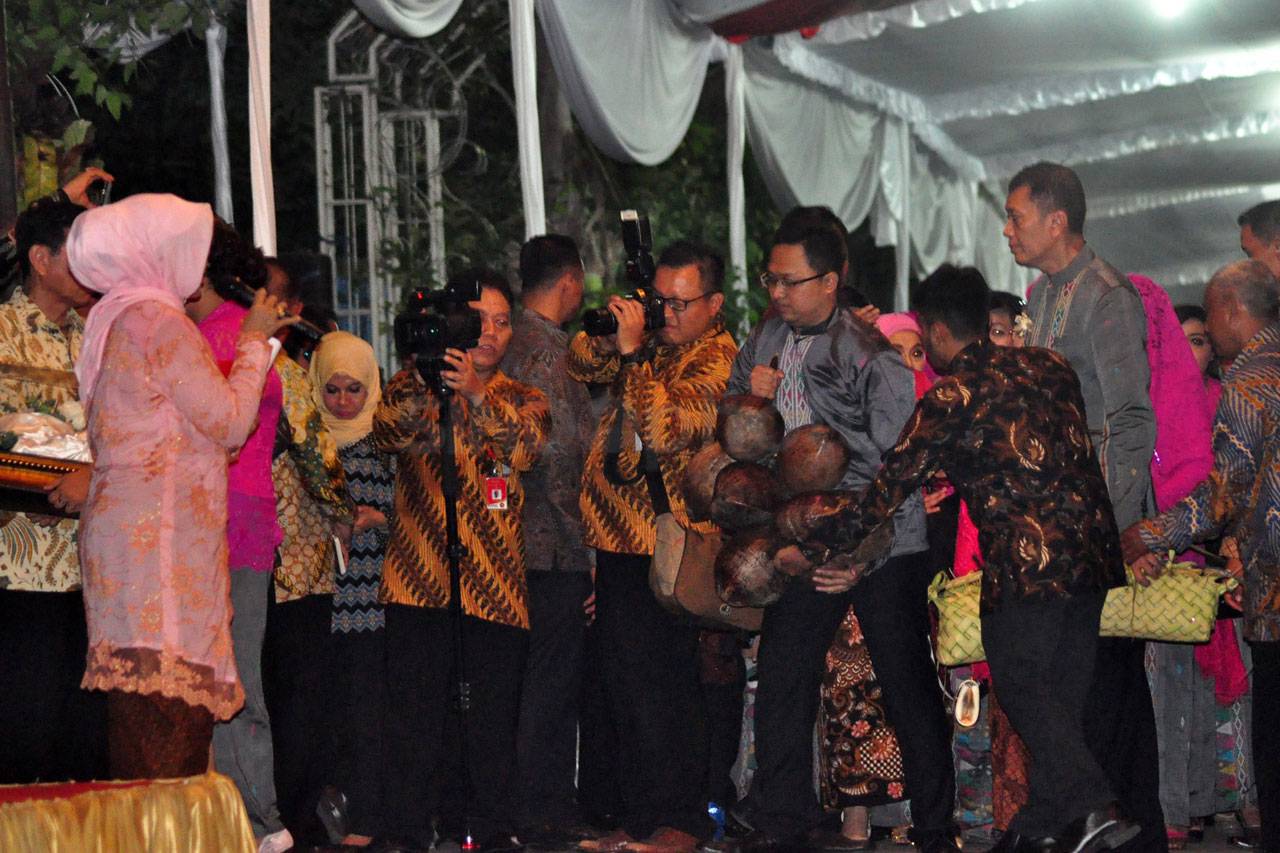 Prosesi Malam Midodareni...