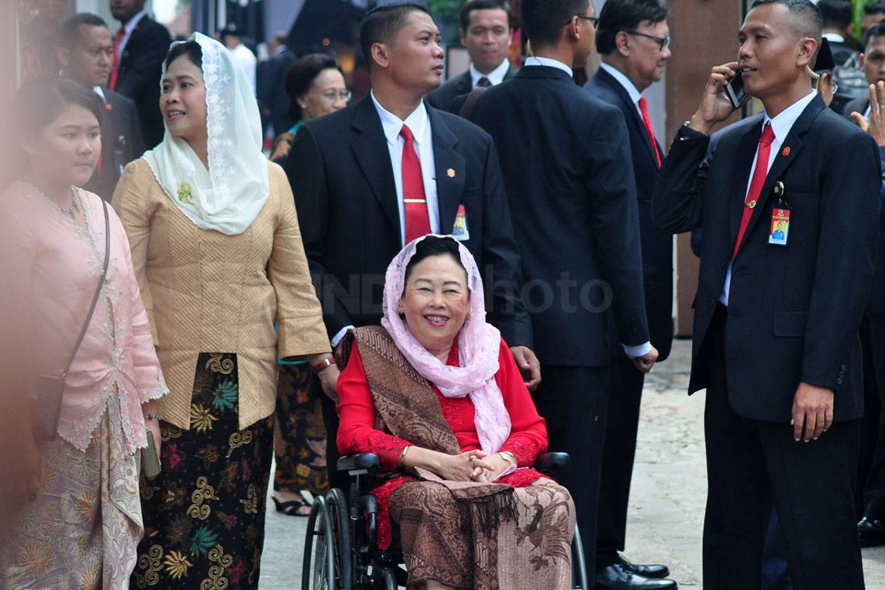 Pejabat Tinggi Negara...