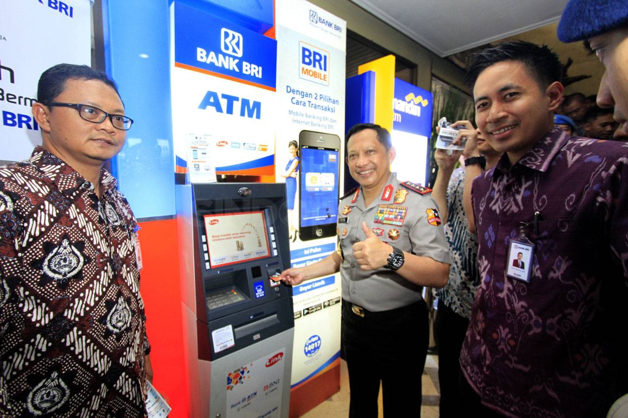 Polri Resmikan Samsat...