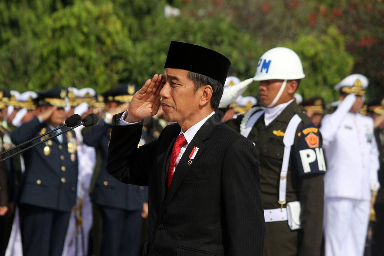 Presiden Jokowi Pimpin...