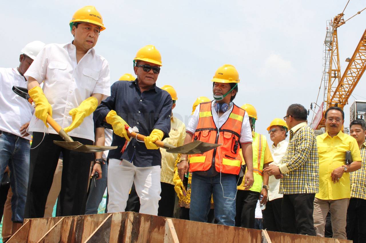 Setya Novanto Hadiri...